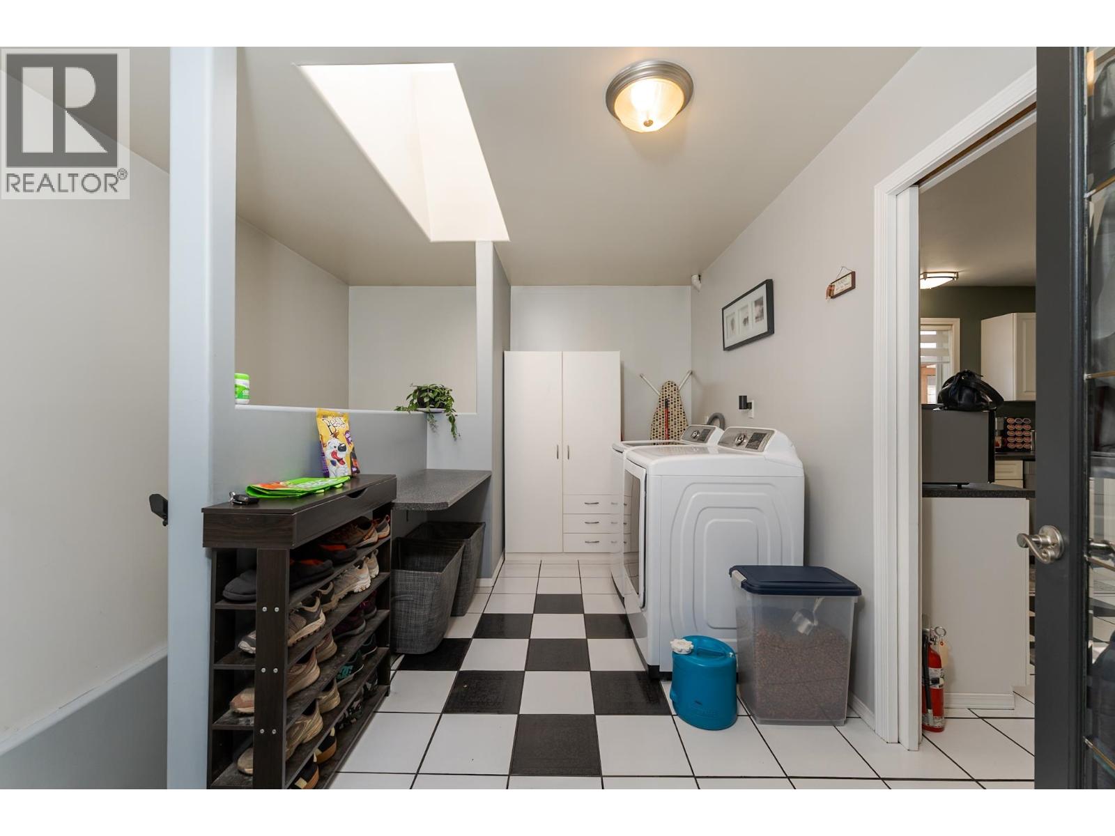 475 VALHALLA ROAD - 3