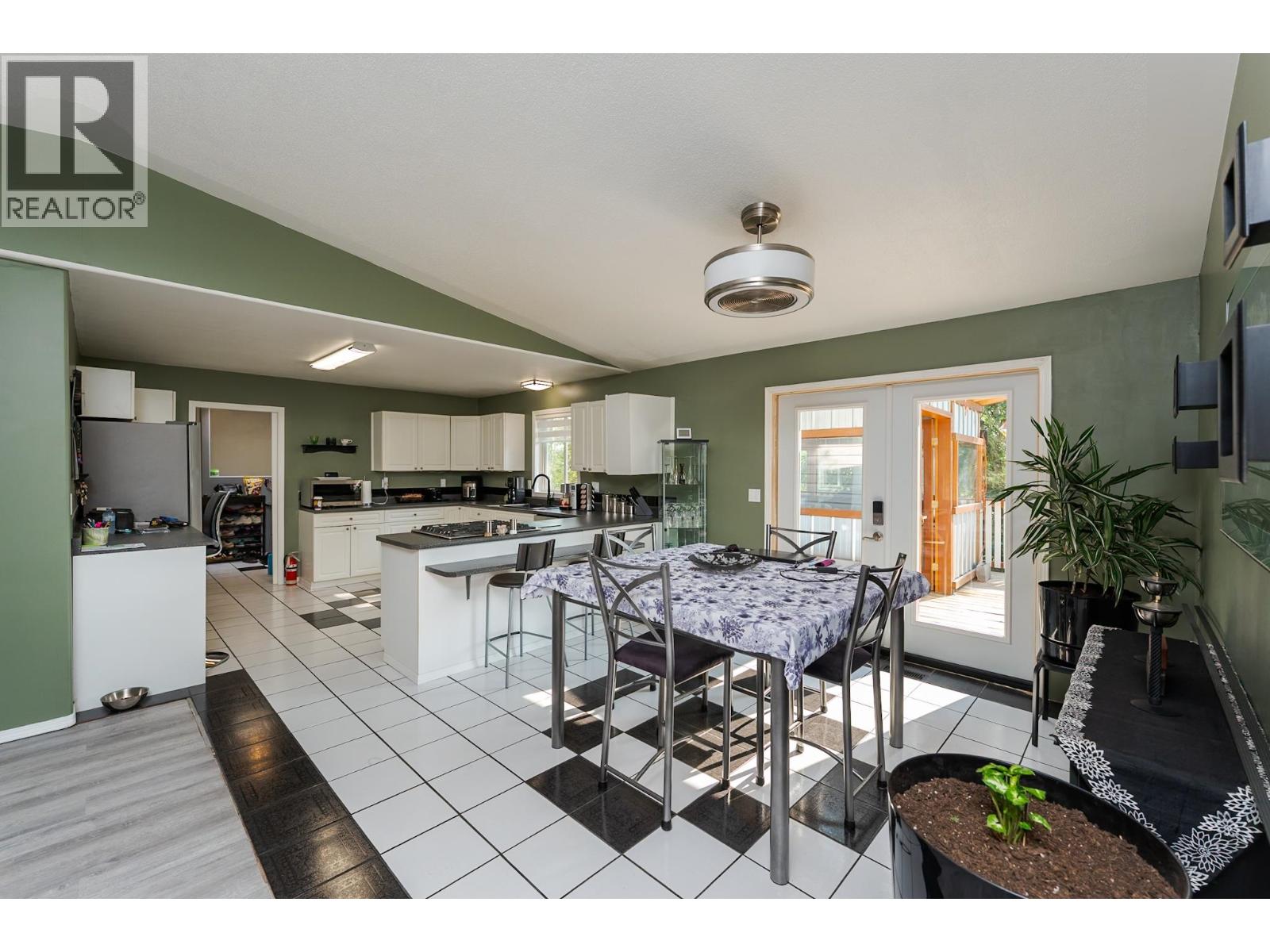 475 VALHALLA ROAD - Image 9