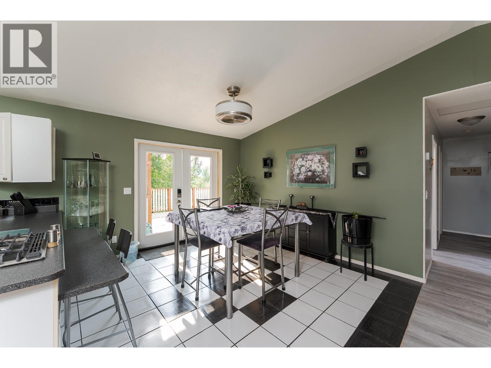 475 VALHALLA ROAD - 11