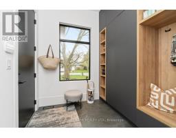 1403 Wren Avenue, Oakville, ON L6L2V7 Photo 31