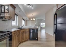 Primary Bedroom - 13 Rogers Road, Sylvan Lake, AB T4S0J8 Photo 12