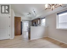 Living room - 13 Rogers Road, Sylvan Lake, AB T4S0J8 Photo 9