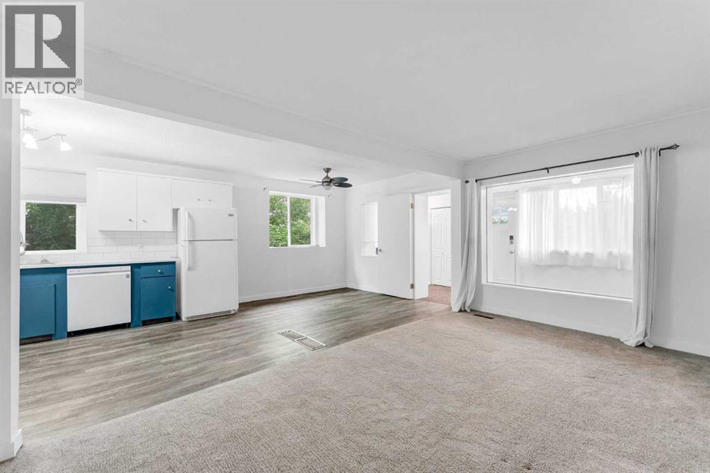 817 Main Street S - Image 19