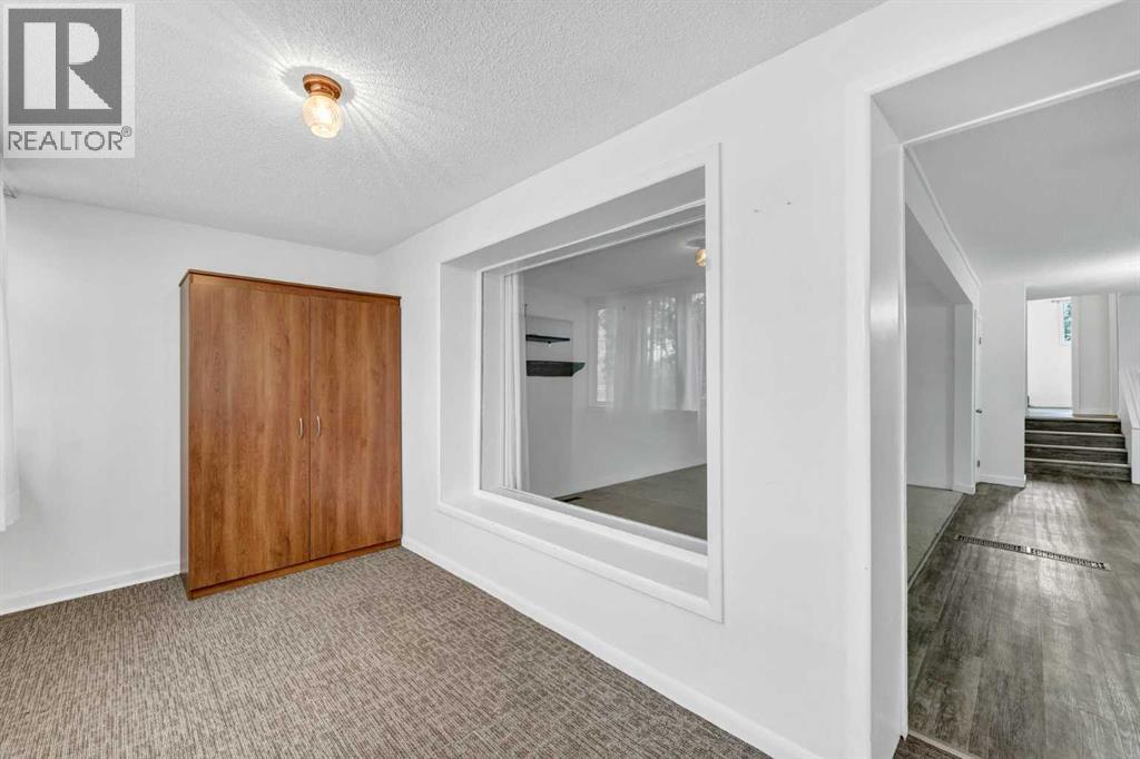 817 Main Street S, Redcliff — photo 5