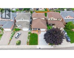 214 Merrilee Crescent, Hamilton, ON L9A5E2 Photo 42