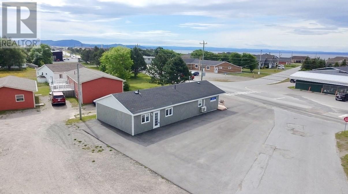 43 West Street, Stephenville — photo 4