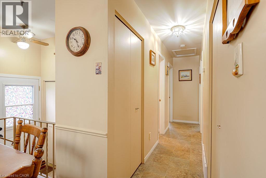 210 SHELLEY Drive - Image 14
