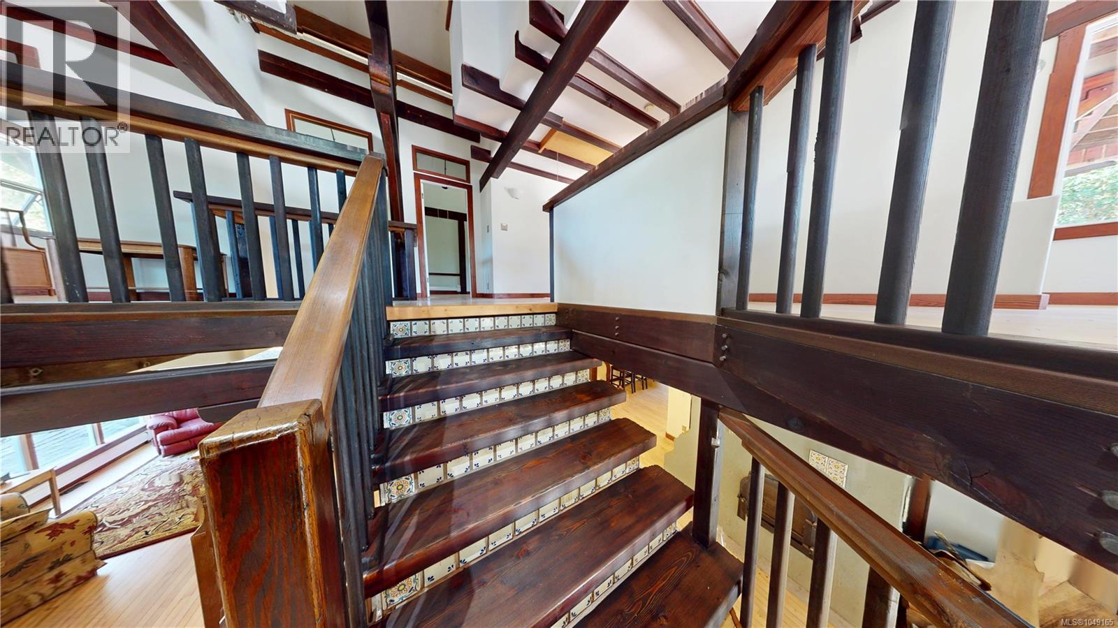 3199 Coast Rd - Image 17