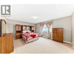 Living room - 2092 Reunion Boulevard Nw, Airdrie, AB T4B0J2 Photo 17