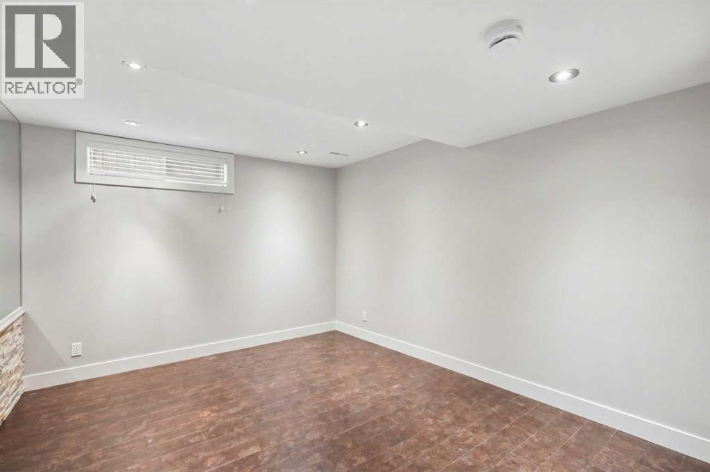 72 Sunlake Road SE - Image 22
