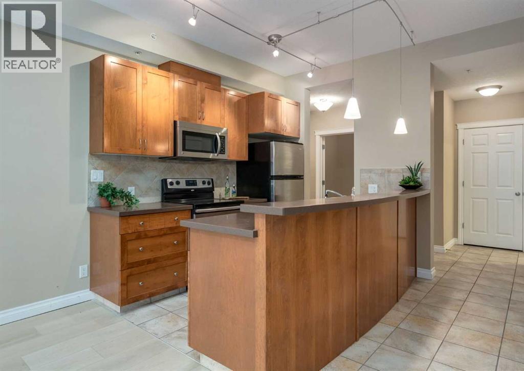 #3214 24 Hemlock Crescent SW - Image 4