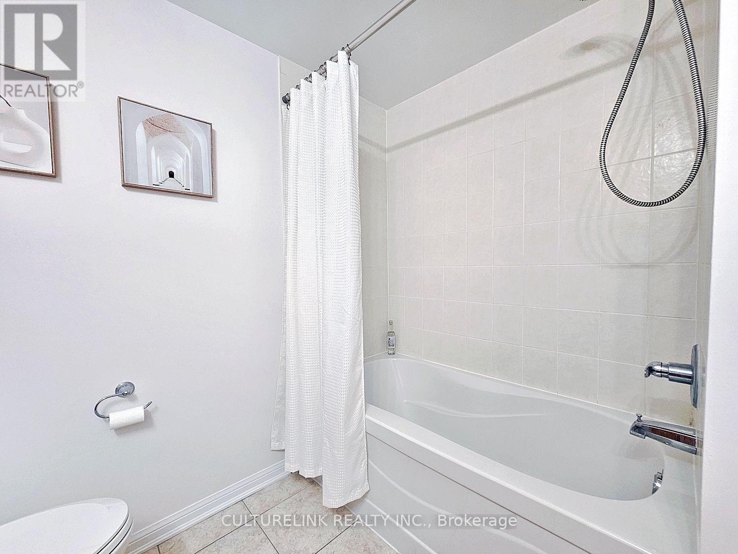 #12 30 MENDELSSOHN STREET - 23