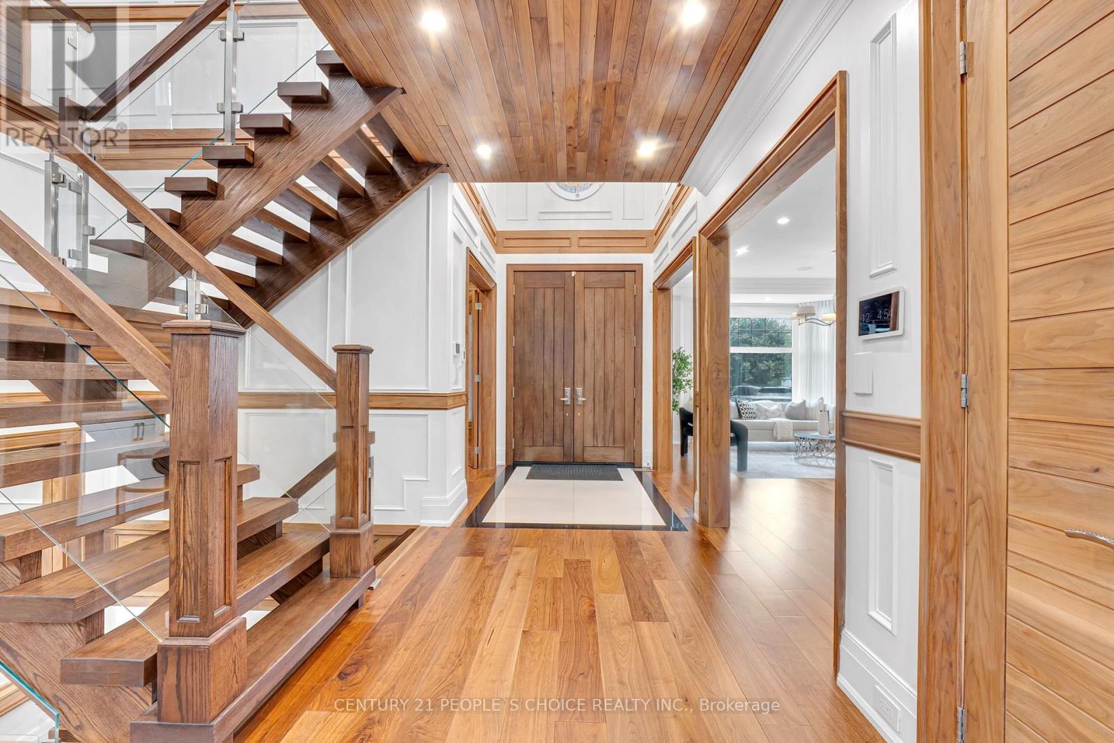 2115 REBECCA STREET, Oakville (WO West) — photo 5