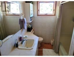 2 Lakeview Road, Dryden, ON P8N2Y4 Photo 16