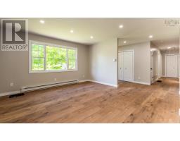 Family room - 2350 Highway 1, Wellington, NS B5A5A8 Photo 8