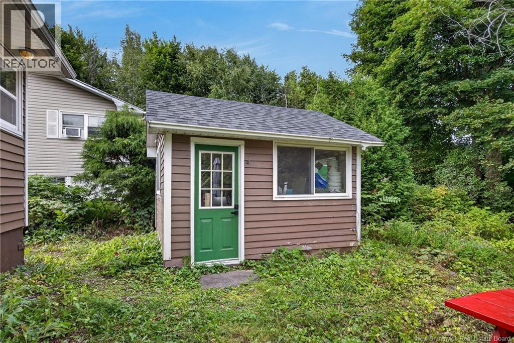 719 Mitchell Street - 35