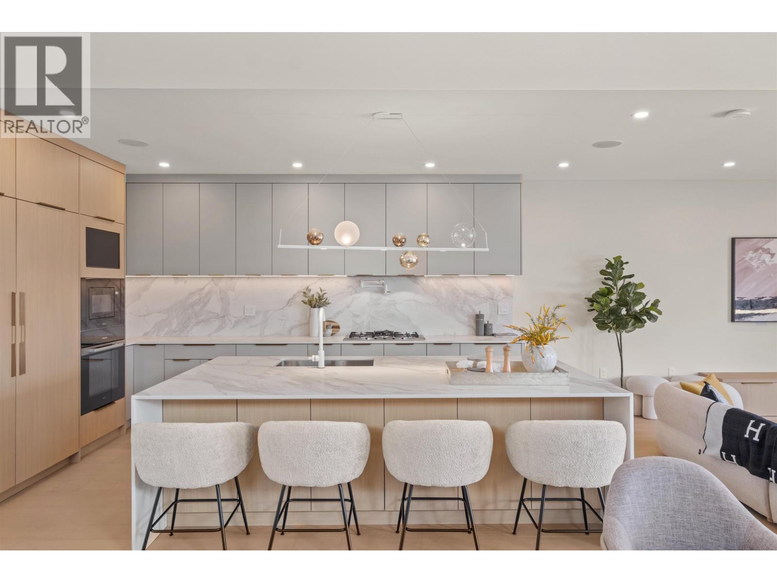 971 ADDERLEY STREET, North Vancouver — photo 9