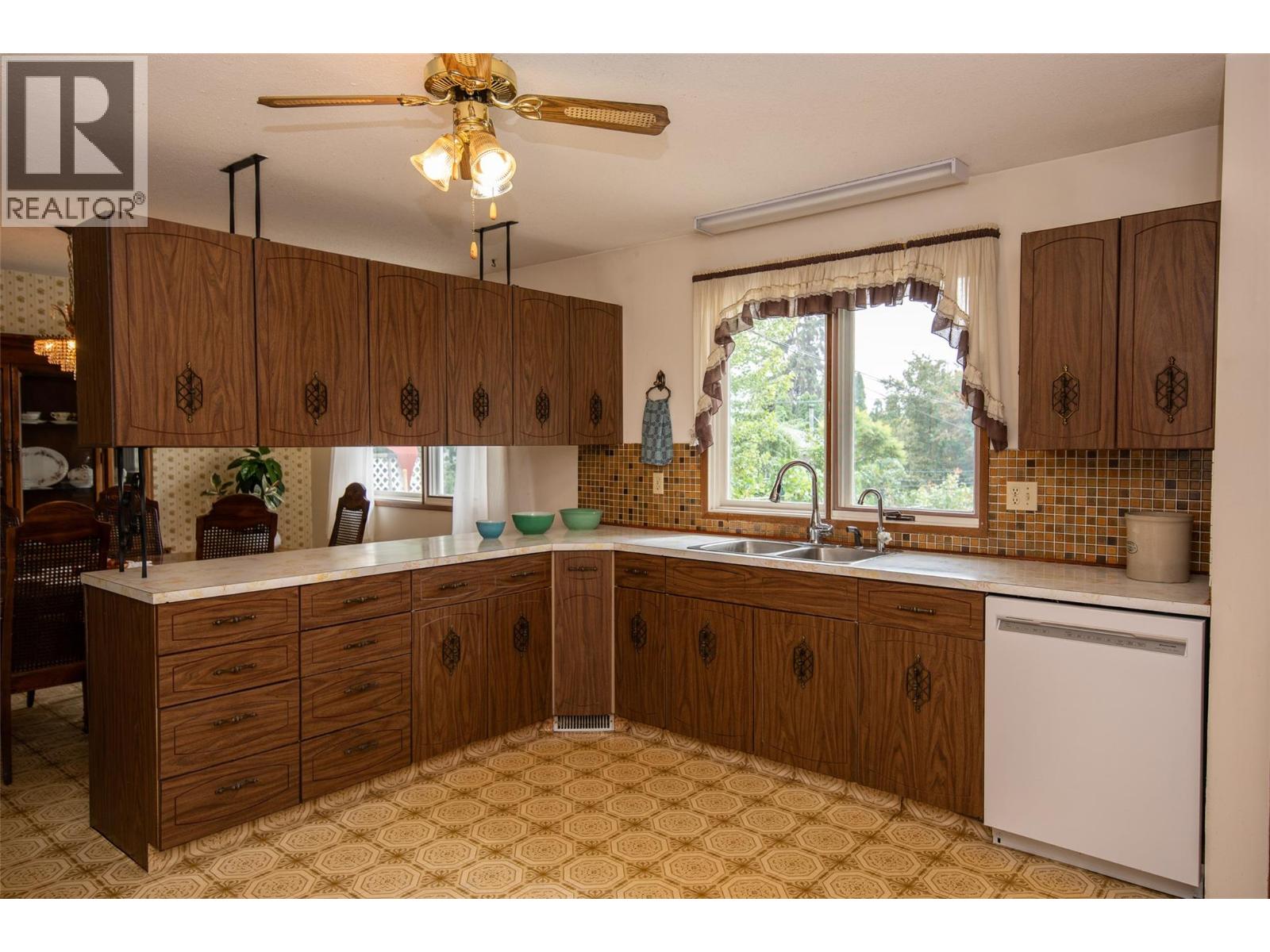 376 Conklin Avenue, Penticton
