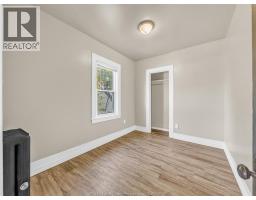 669 Park, Windsor, ON N9A5V7 Photo 11