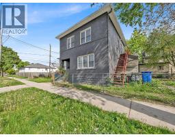 669 Park, Windsor, ON N9A5V7 Photo 14