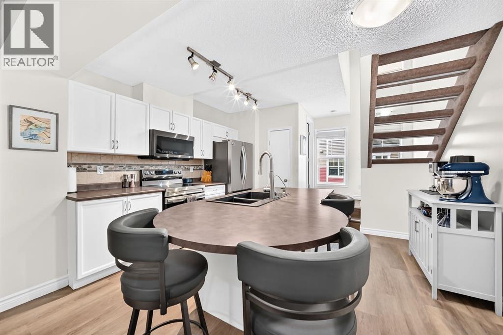 3190 New Brighton Gardens SE, New Brighton, Calgary photo 3