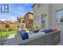 68 Duggan Street, Aurora, ON L4G0Y8 Photo 35