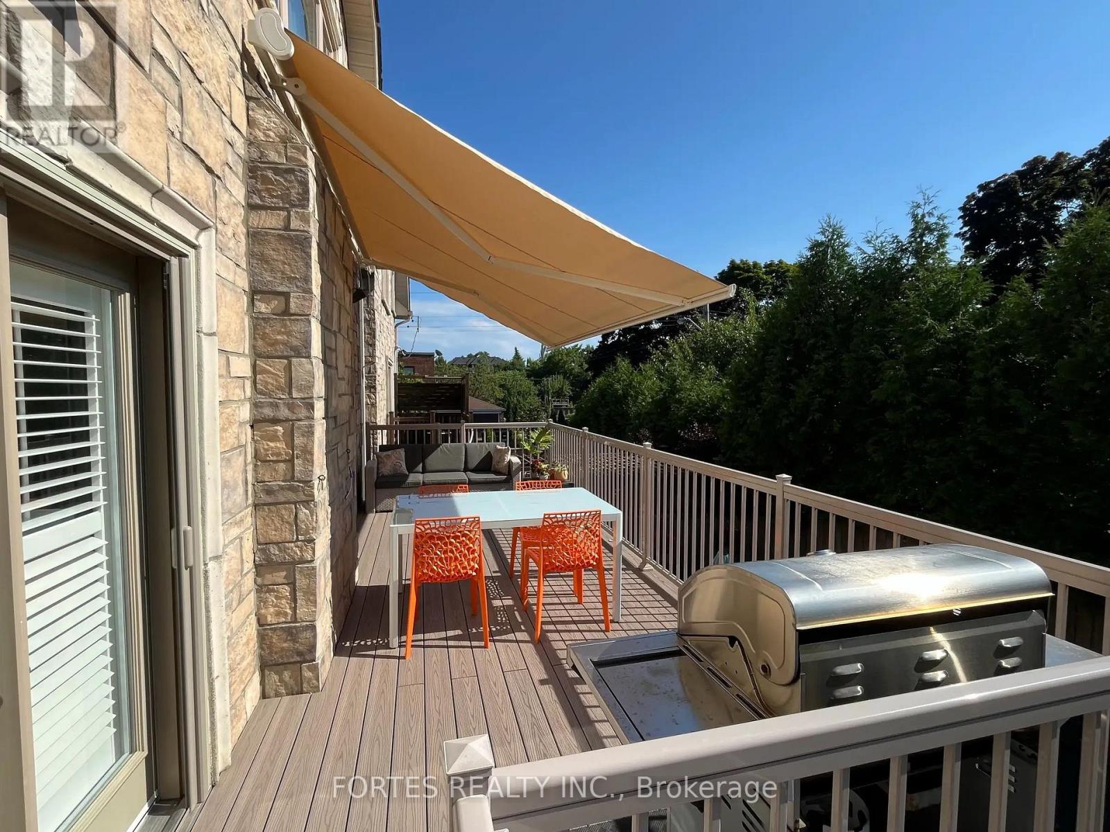 1160 ISLINGTON AVENUE - 18