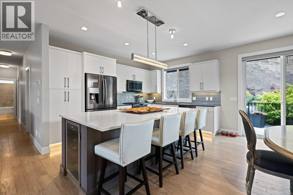 288 Upper Canyon Drive N - 10