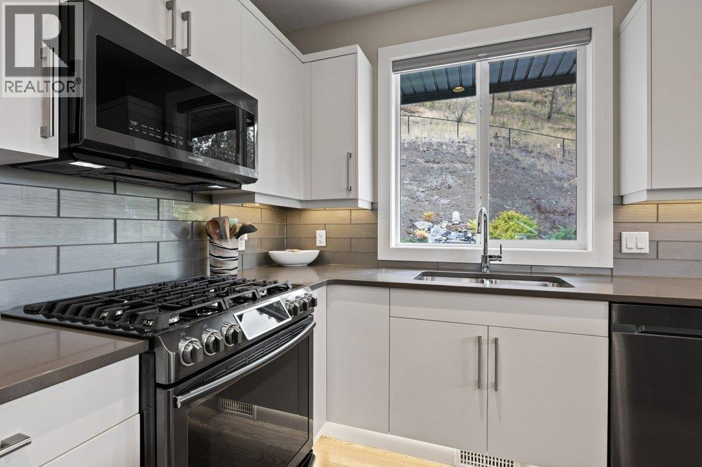  288 Upper Canyon Drive North, Kelowna