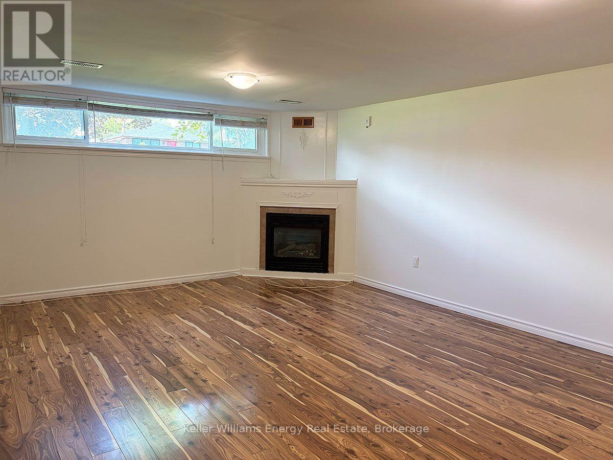 251 POPLAR STREET - 16