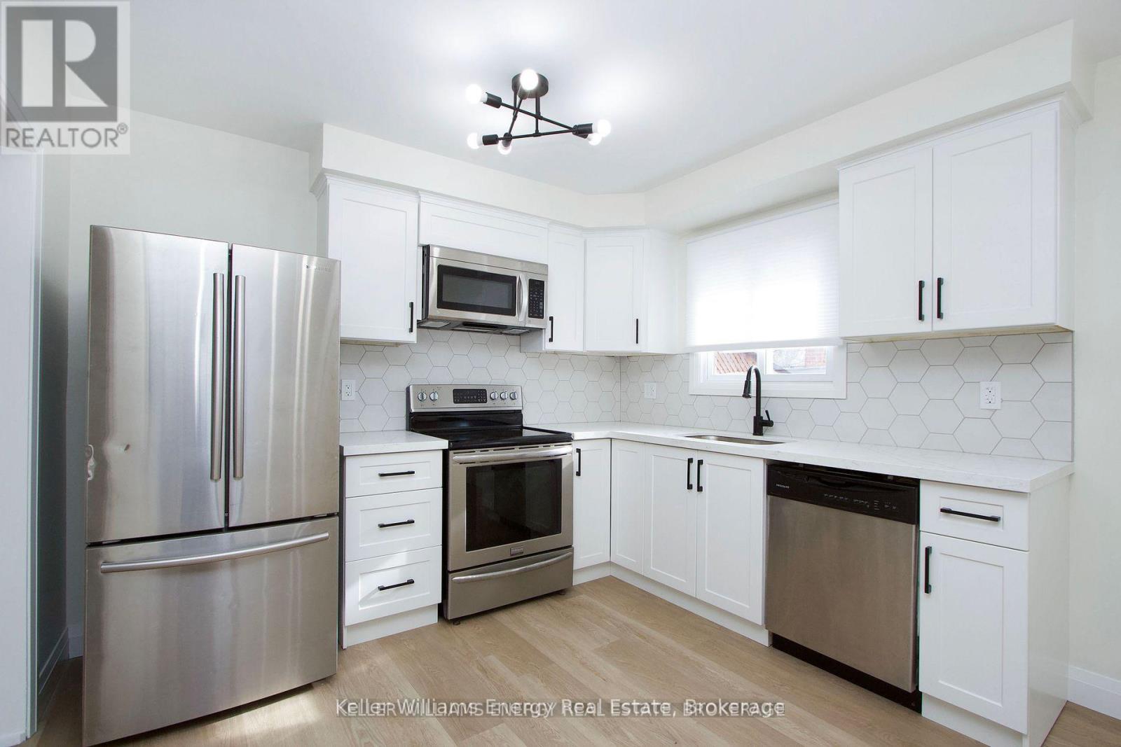 251 POPLAR STREET - 2
