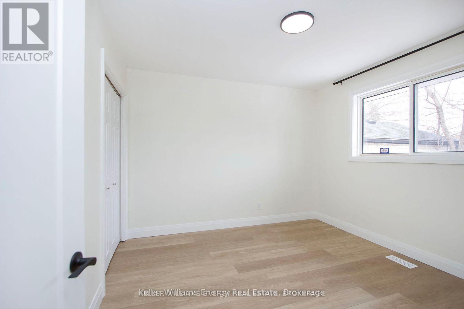 251 POPLAR STREET - 9