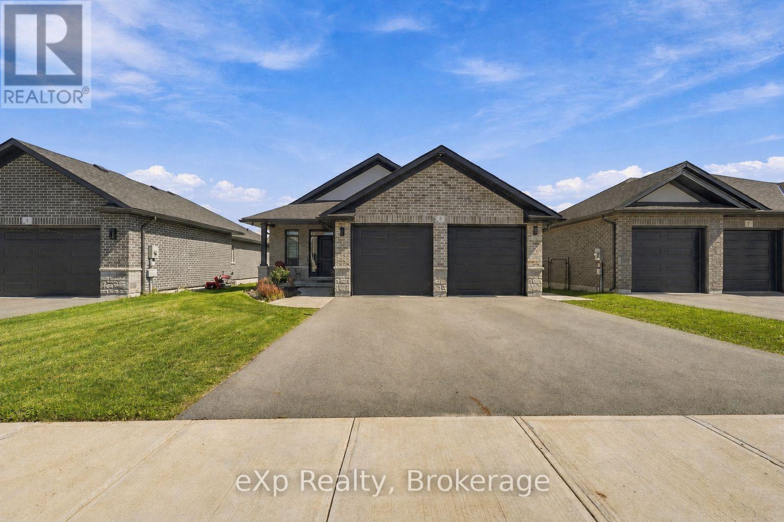 5 MAVETY COURT - 2