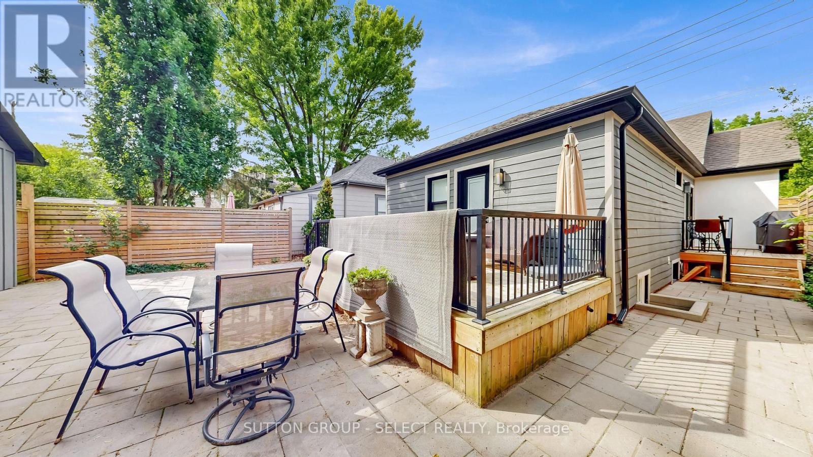 228 RIVERSIDE DRIVE - 32