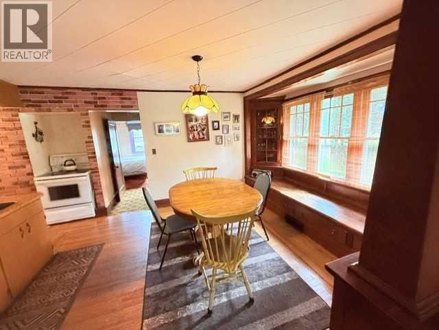 841077 Hwy 743 - 10