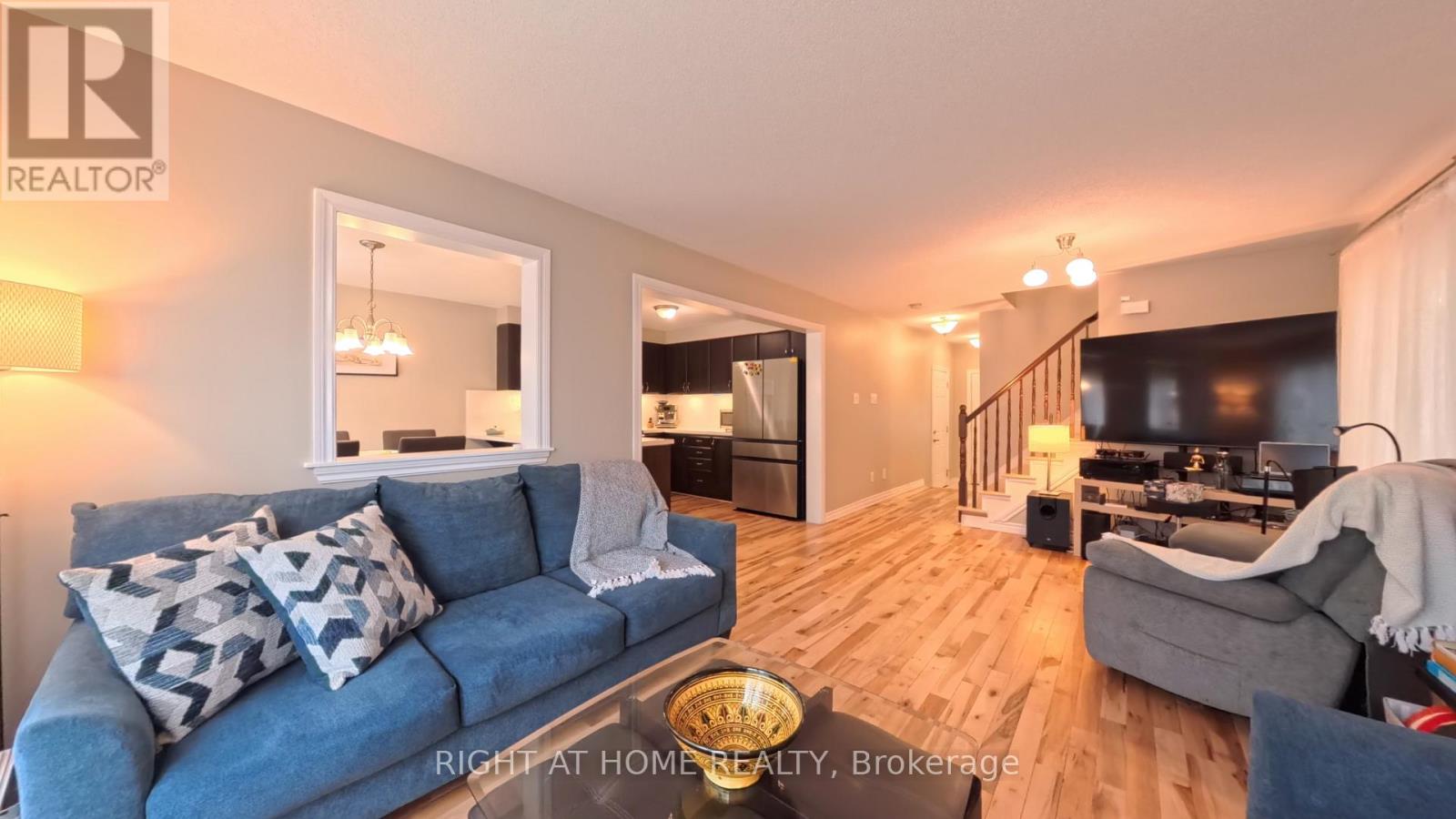 566 DUNDONALD DRIVE - Image 10