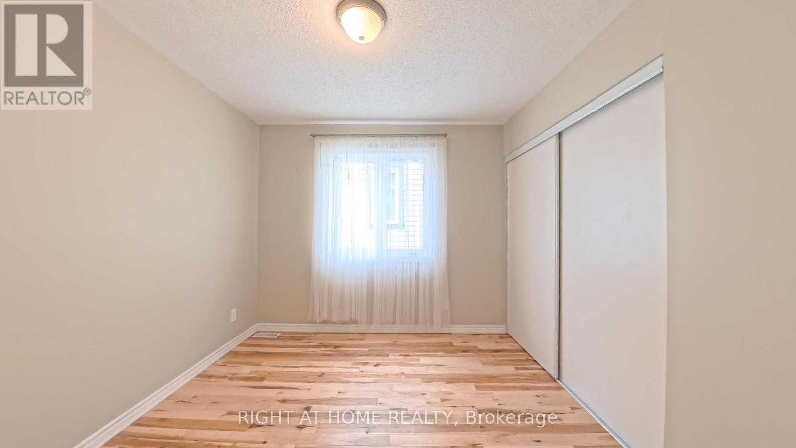 566 DUNDONALD DRIVE - Image 23