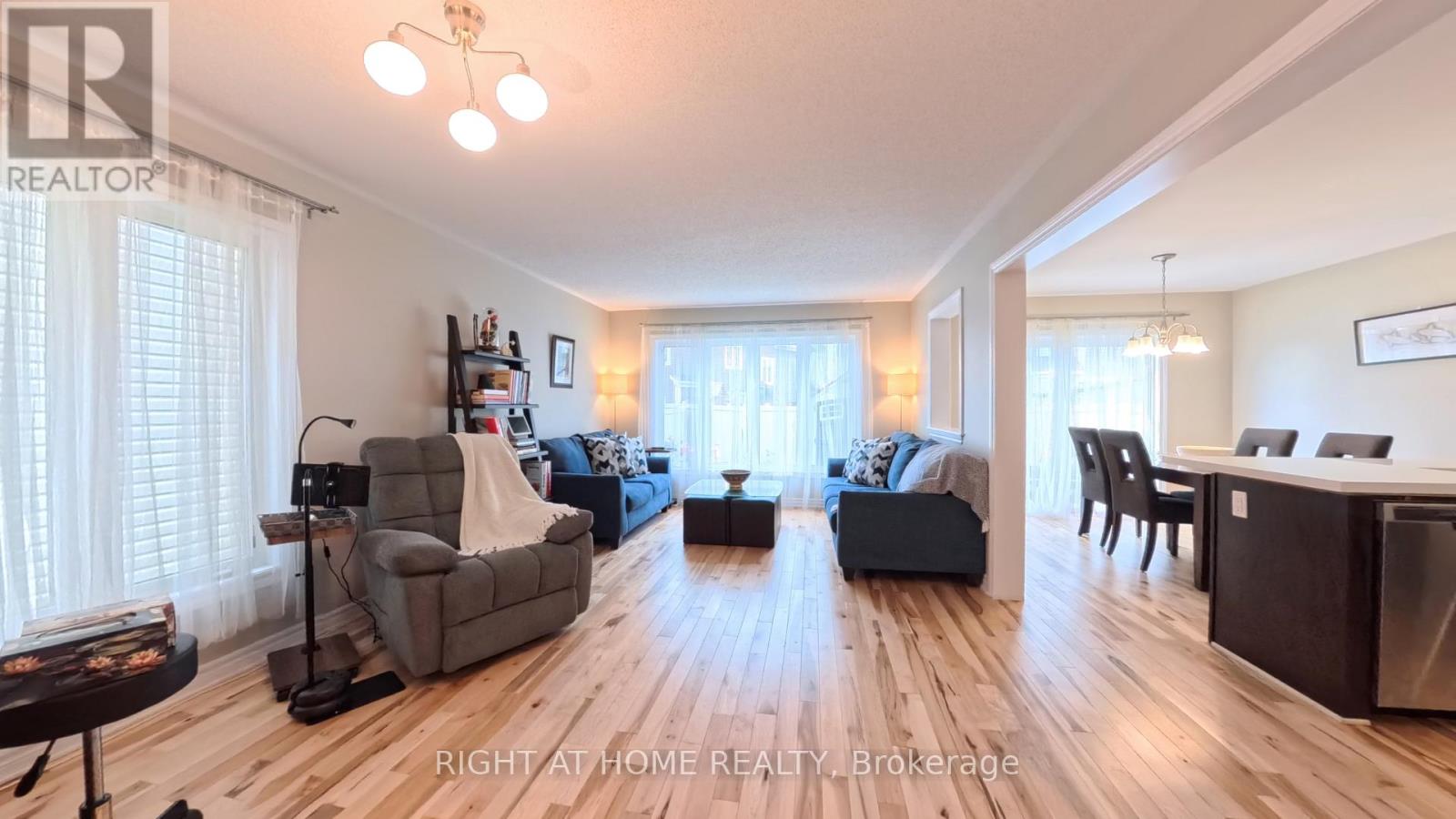 566 DUNDONALD DRIVE, Ottawa — photo 6