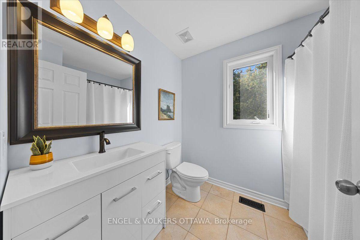 2565 MARSHWOOD ROAD - 26