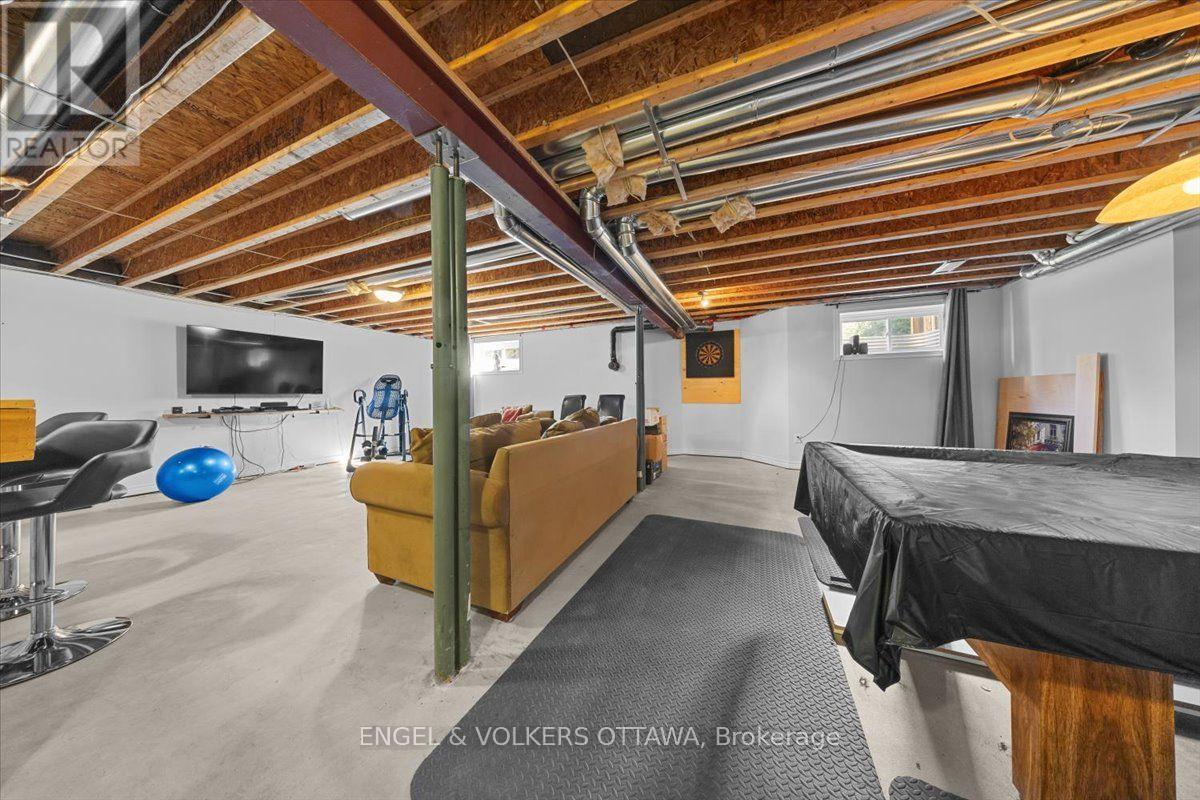 2565 MARSHWOOD ROAD - 33
