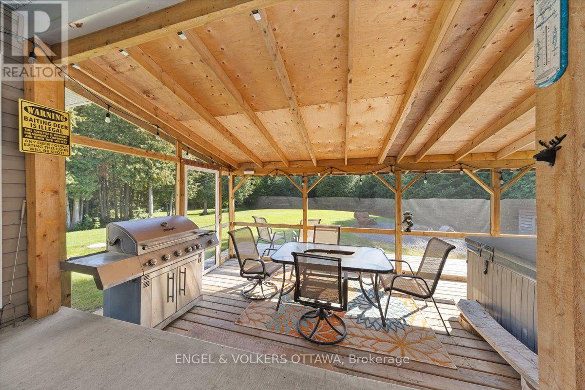 2565 MARSHWOOD ROAD - Image 37