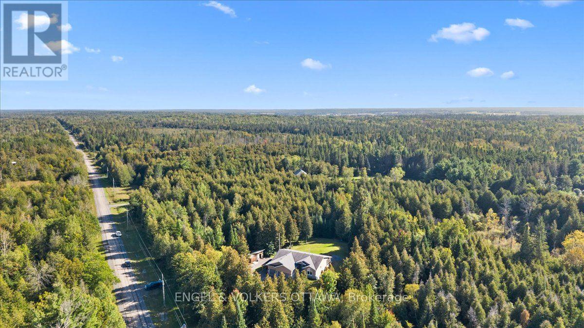 2565 MARSHWOOD ROAD - Image 46