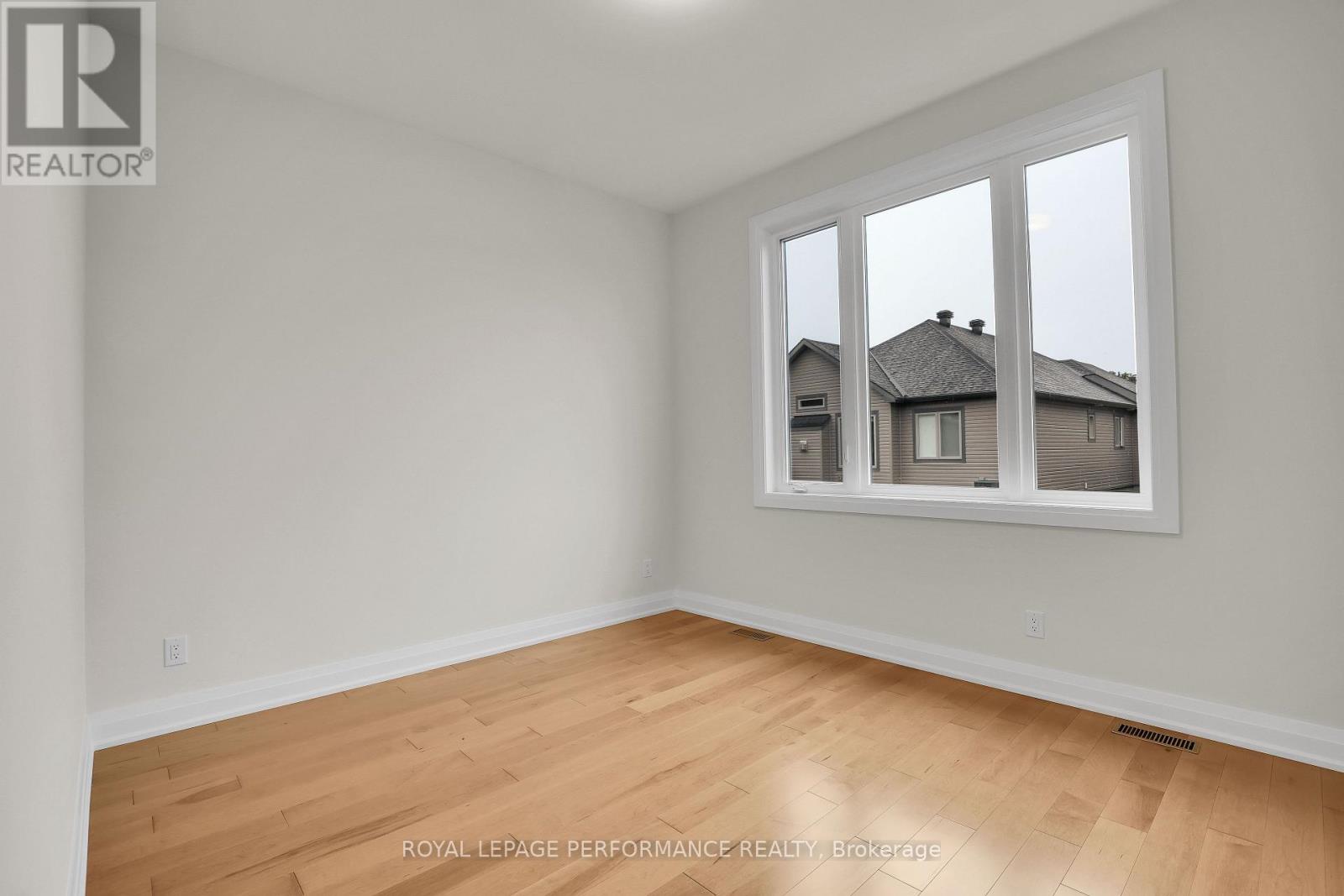 243 Hannam Bud Way