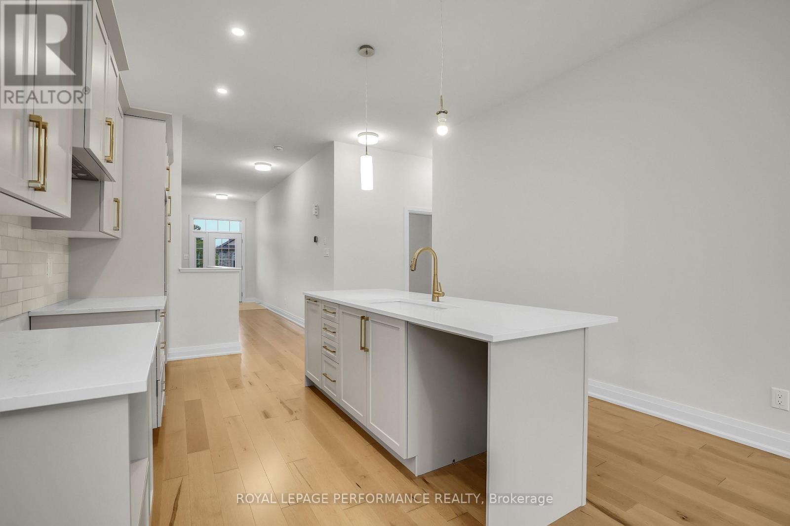 243 Hannam Bud Way