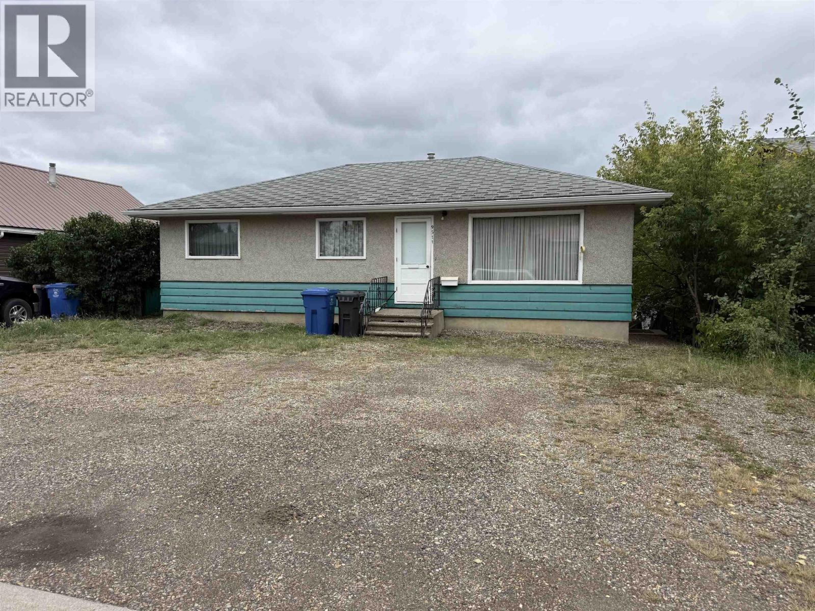 9511 98A AVENUE - 23