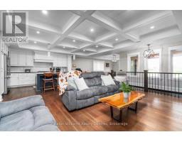 Living room - 113 Fourth Street, Brockton, ON N0G2V0 Photo 8