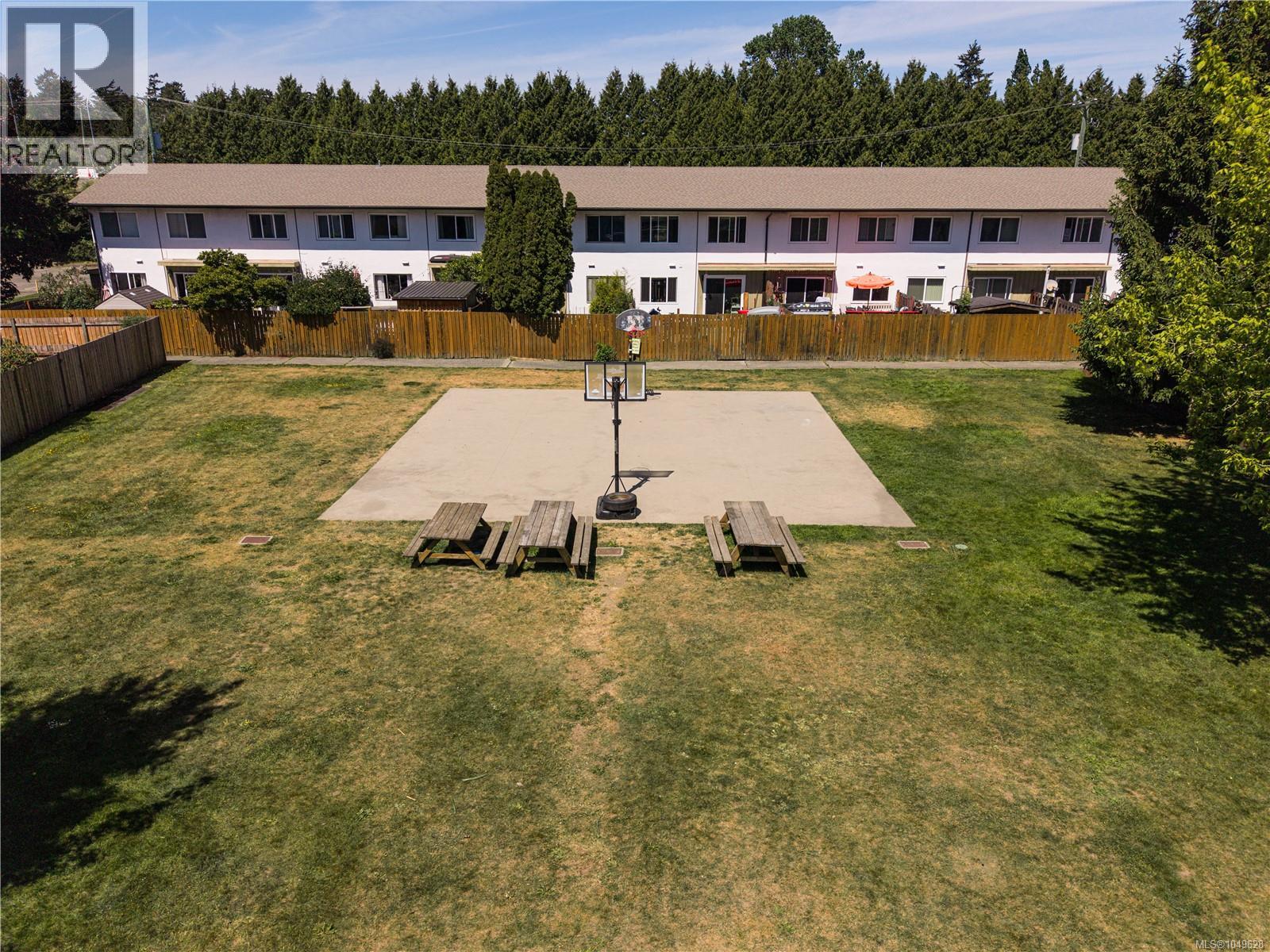 352 Burnside Rd W - Image 18