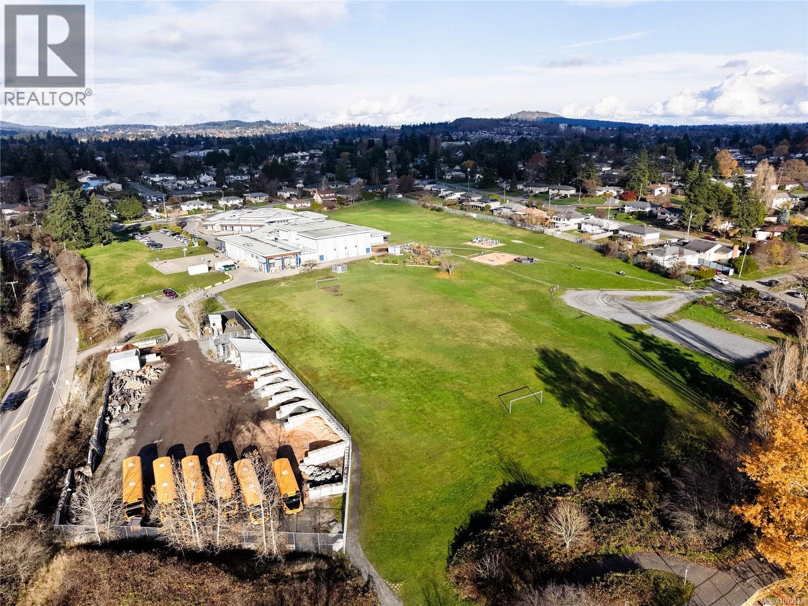 352 Burnside Rd W - 22