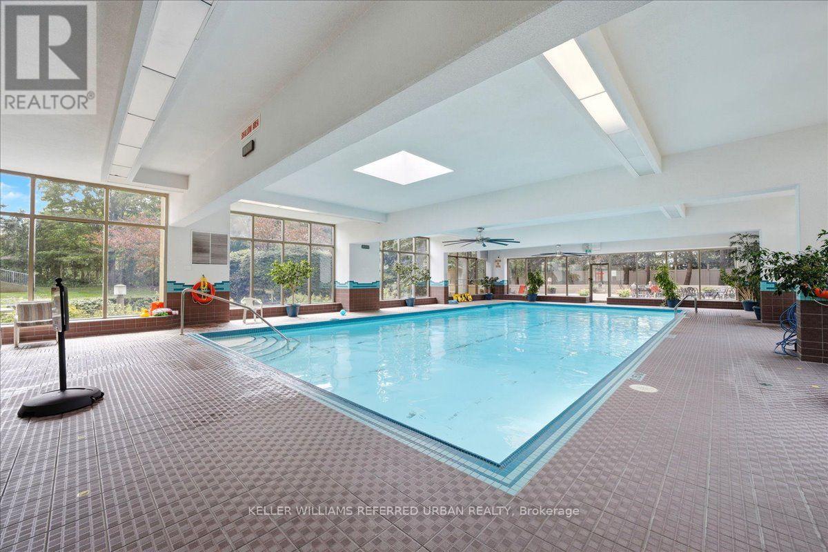 #1902 10 TORRESDALE AVENUE - 36