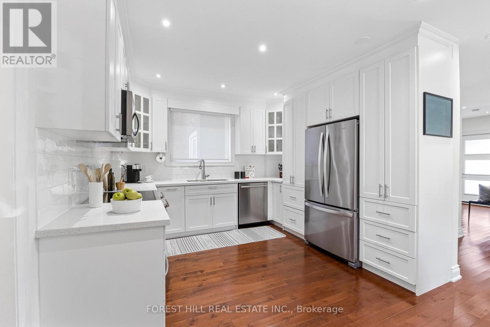 205 GLENHOLME AVENUE - 14